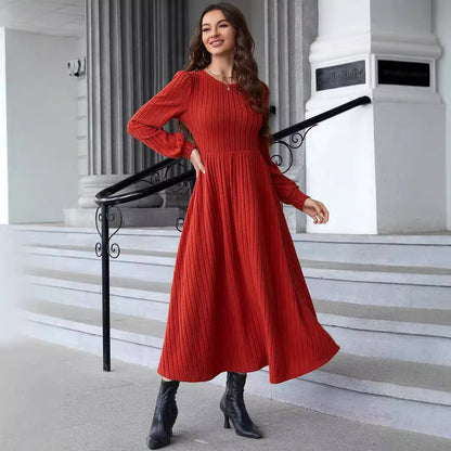 Robe Tricotée Ajustée Manches Longues - Élégance Moderne