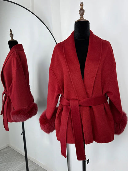 Manteau en Laine Col V à Lacets