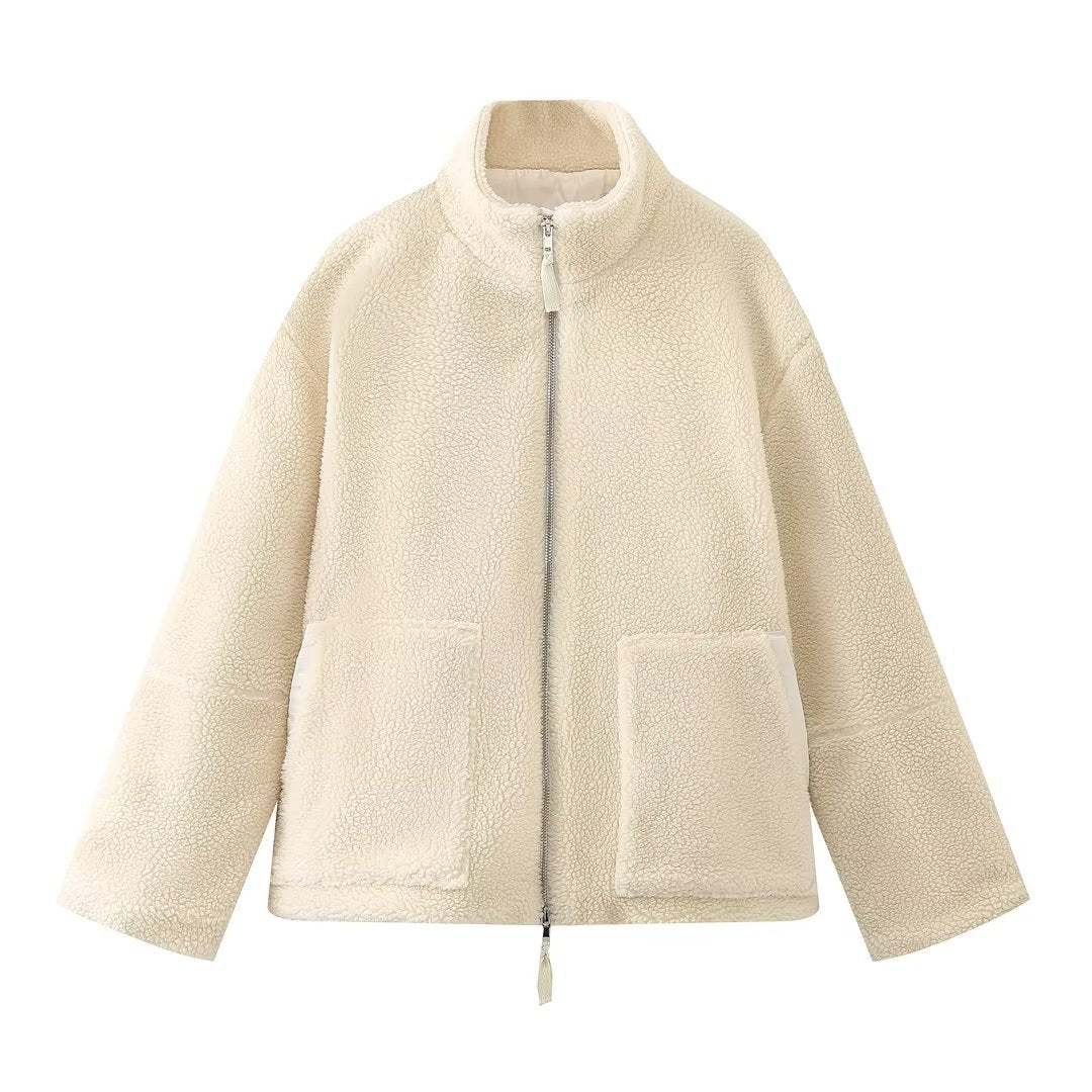 Manteau femme en laine d’agneau avec col roulé