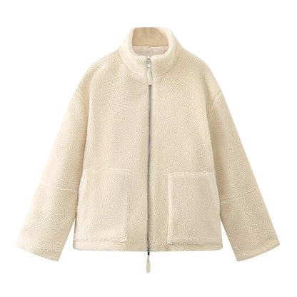 Manteau femme en laine d’agneau avec col roulé