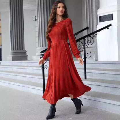 Robe Tricotée Ajustée Manches Longues - Élégance Moderne