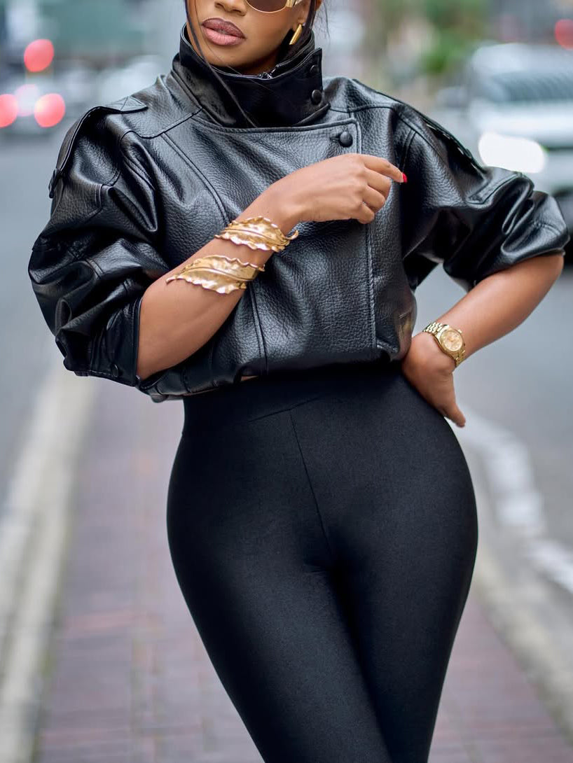 Veste Cropped Chic en Similicuir Noir – Col Montant & Manches Bouffantes