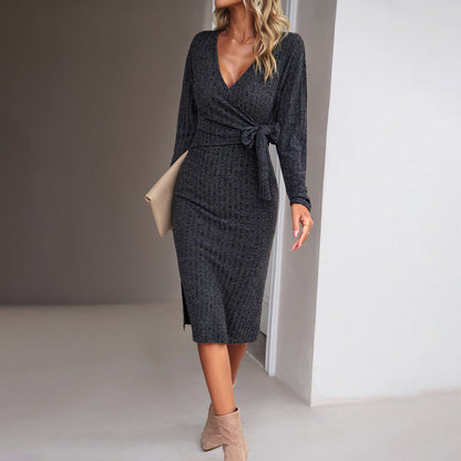 Robe tricotée à col V et manches longues automne-hiver