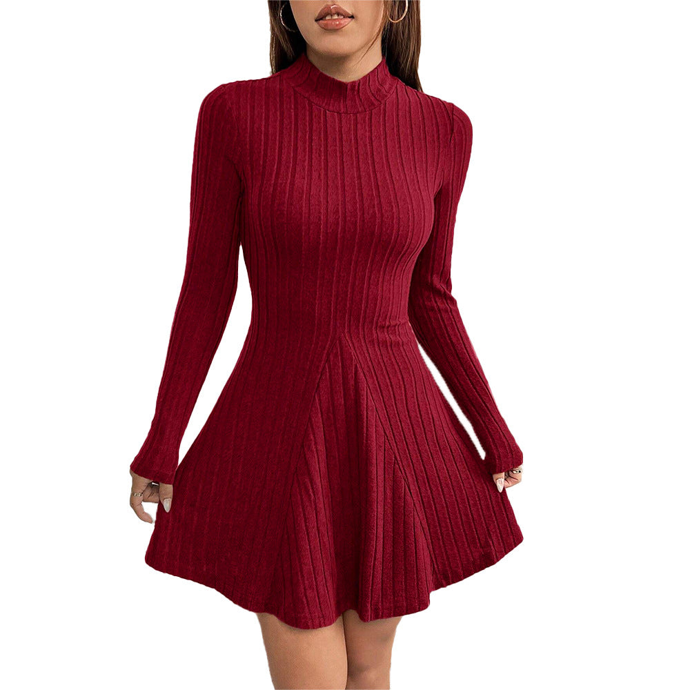 Robe plissée à col roulé manches longues - Élégance féminine